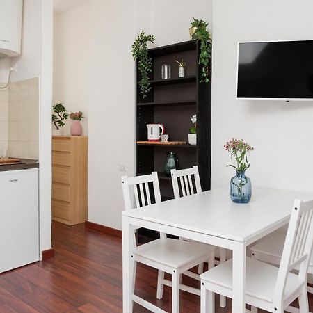 1 Bedroom Apt - Duomo 4 มิลาน ภายนอก รูปภาพ