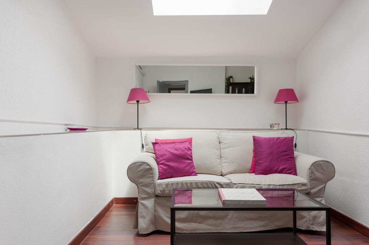 1 Bedroom Apt - Duomo 4 มิลาน ภายนอก รูปภาพ