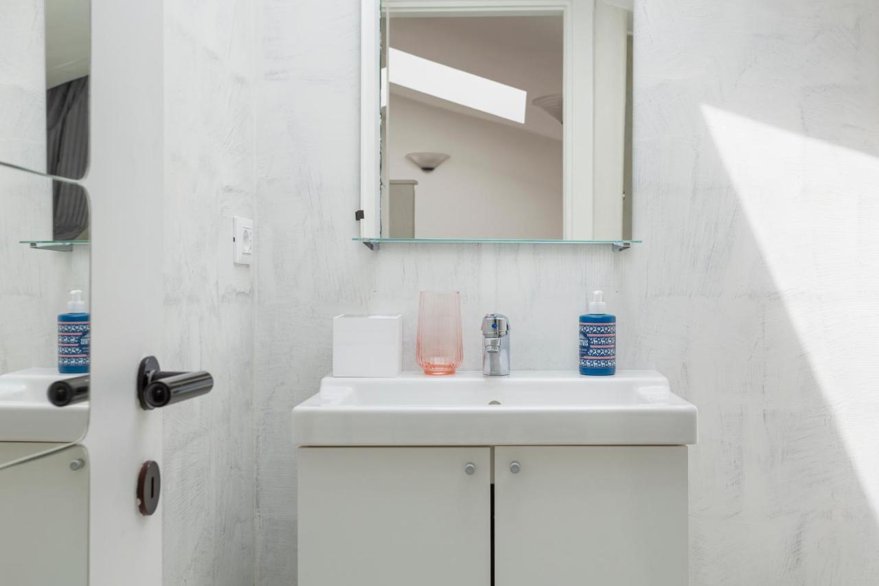 1 Bedroom Apt - Duomo 4 มิลาน ภายนอก รูปภาพ